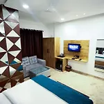 Radha Bihari Nikunj Inn