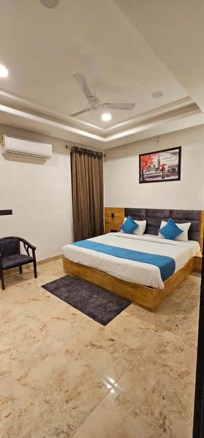 Radha Bihari Nikunj Hotel